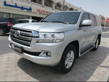 Toyota  Land Cruiser  GXR  2018  Automatic  160,000 Km  6 Cylinder  Four Wheel Drive (4WD)  SUV  Silver