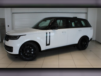 Land Rover  Range Rover  HSE  2025  Automatic  26 Km  8 Cylinder  Four Wheel Drive (4WD)  SUV  White  With Warranty