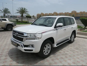 Toyota  Land Cruiser  GXR  2019  Automatic  161,000 Km  8 Cylinder  Four Wheel Drive (4WD)  SUV  White