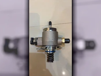 Car Parts - Audi  Q5  - Fuel & Emission System