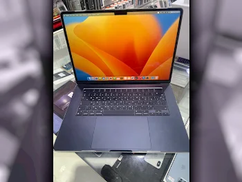 Laptops Apple  - MacBook Air  - Black  - MacOS  - Apple  - M2  -Memory (Ram): 8 GB