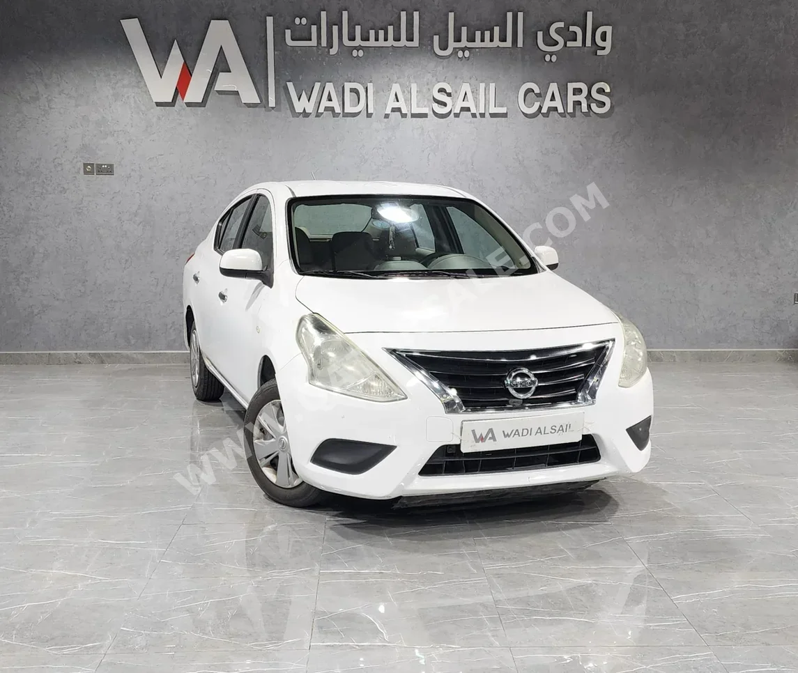 Nissan  Sunny  2016  Automatic  175,000 Km  4 Cylinder  Front Wheel Drive (FWD)  Sedan  White
