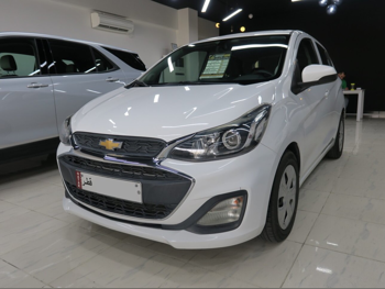 Chevrolet  Spark  2020  Automatic  162,000 Km  4 Cylinder  Front Wheel Drive (FWD)  Hatchback  White