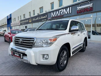 Toyota  Land Cruiser  GXR  2015  Automatic  211,000 Km  8 Cylinder  Four Wheel Drive (4WD)  SUV  White