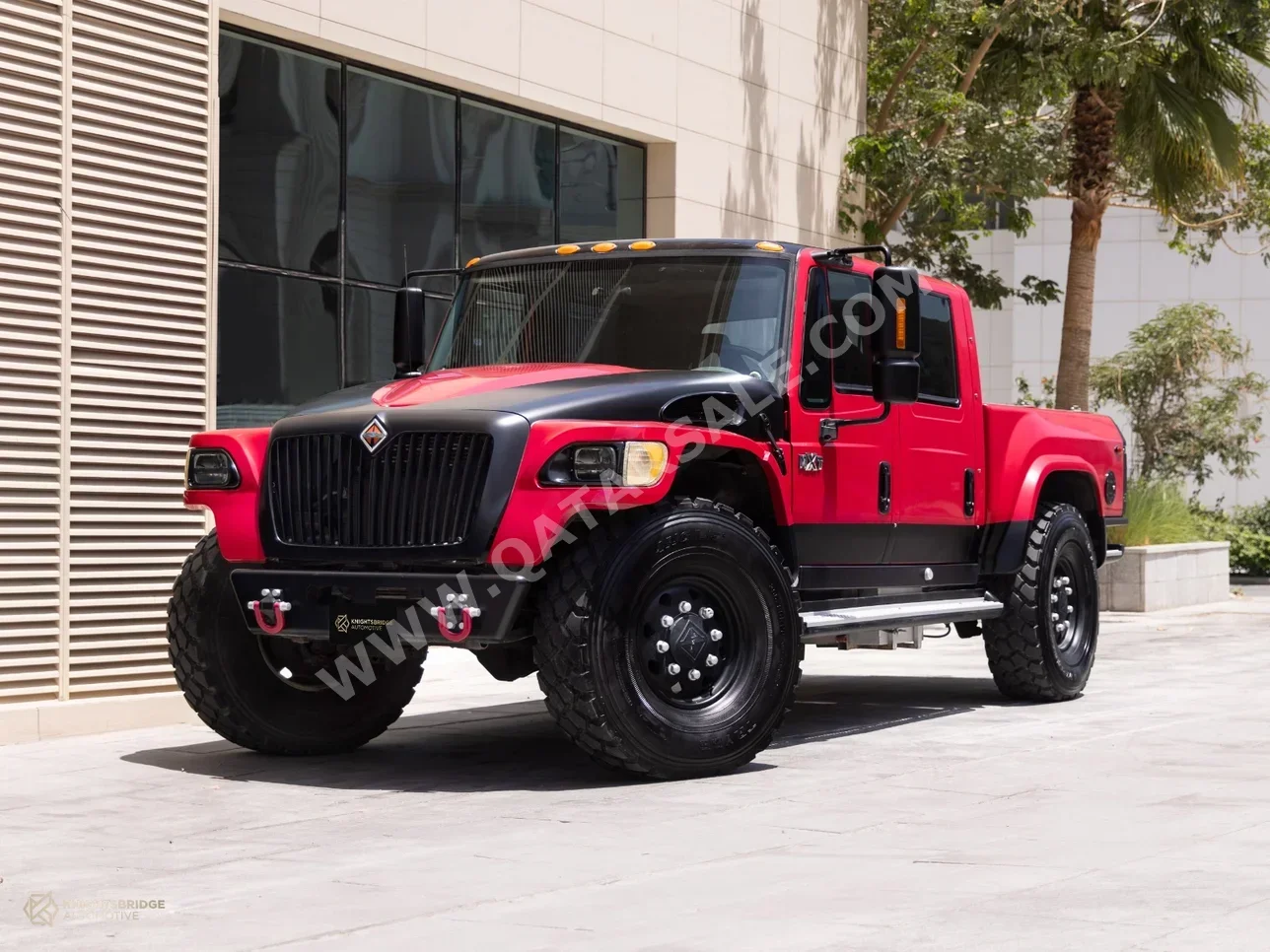 International  MXT  2008  Automatic  94,900 Km  8 Cylinder  Four Wheel Drive (4WD)  Pick Up  Pink
