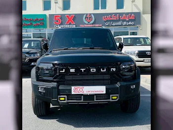Jetour  T2  Luxury  2025  Automatic  175 Km  4 Cylinder  Four Wheel Drive (4WD)  SUV  Black  With Warranty