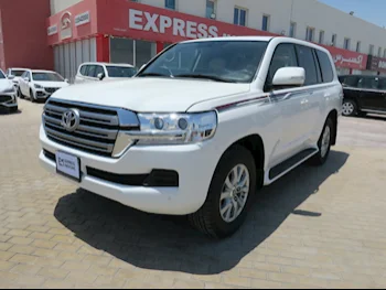 Toyota  Land Cruiser  GXR  2019  Automatic  165,000 Km  6 Cylinder  Four Wheel Drive (4WD)  SUV  White
