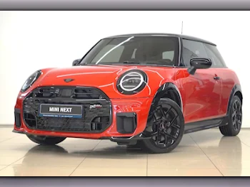 Mini  Cooper  S  2025  Automatic  1,400 Km  4 Cylinder  Front Wheel Drive (FWD)  Sedan  Red  With Warranty