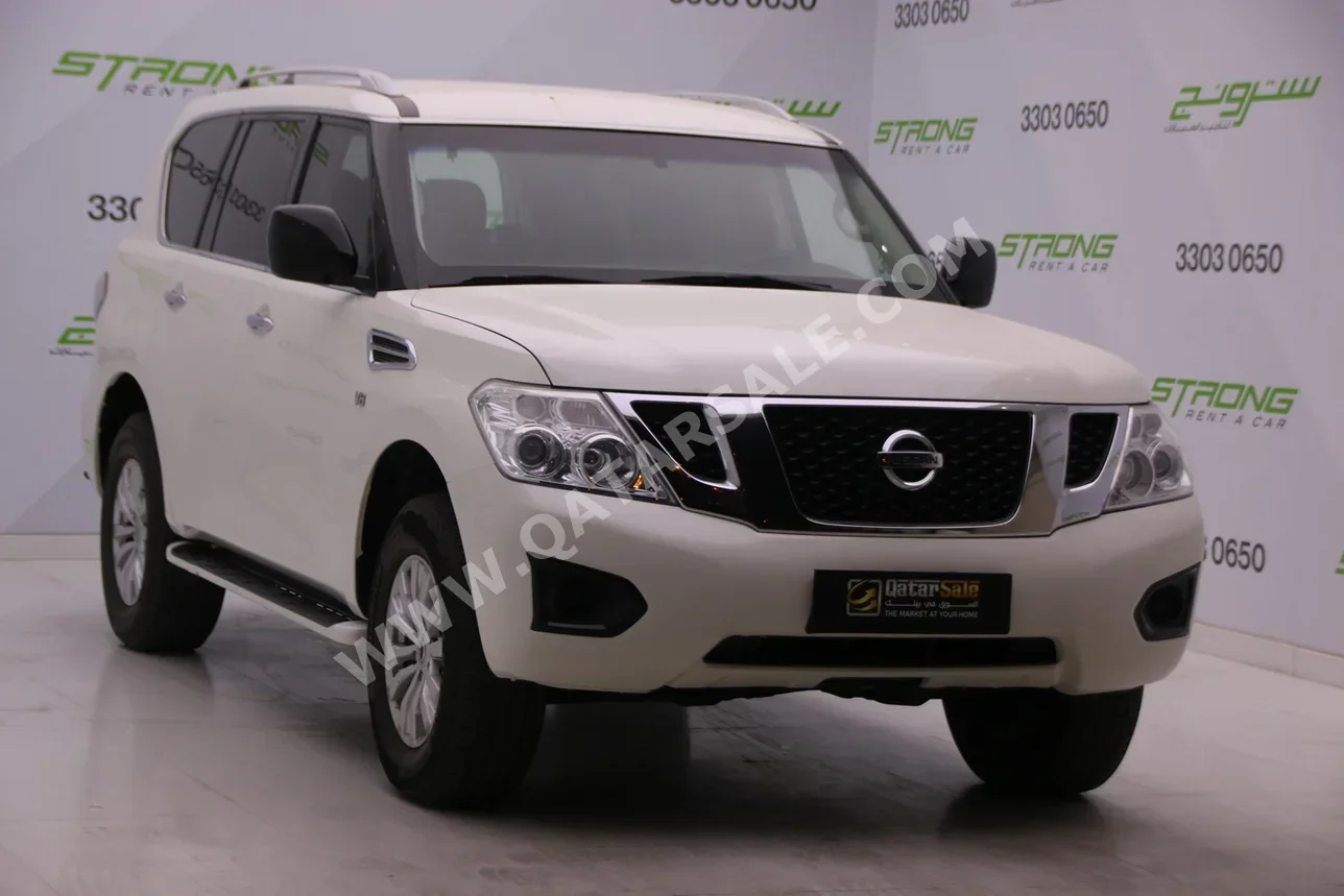 Nissan  Patrol  2016  Automatic  193,000 Km  8 Cylinder  Four Wheel Drive (4WD)  SUV  White