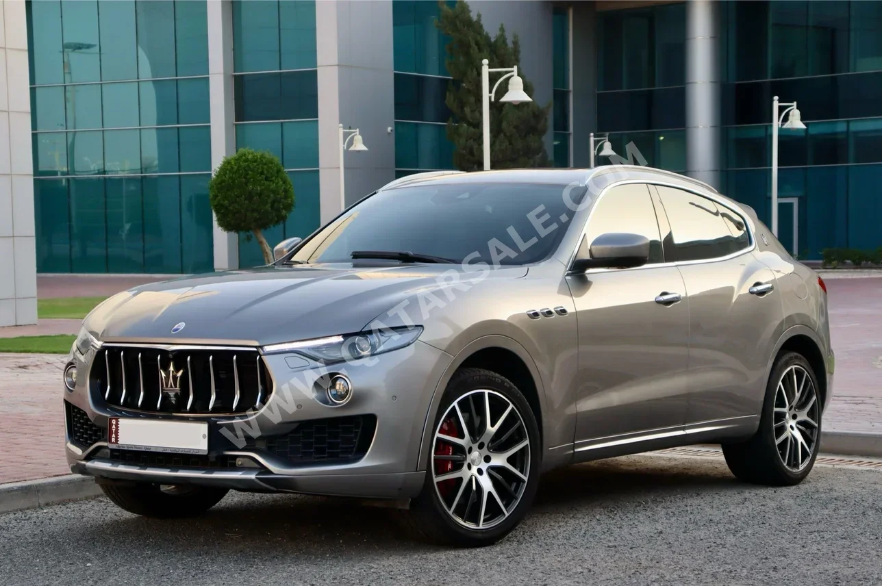 Maserati  Levante  S  2017  Automatic  32,000 Km  6 Cylinder  All Wheel Drive (AWD)  SUV  Gray