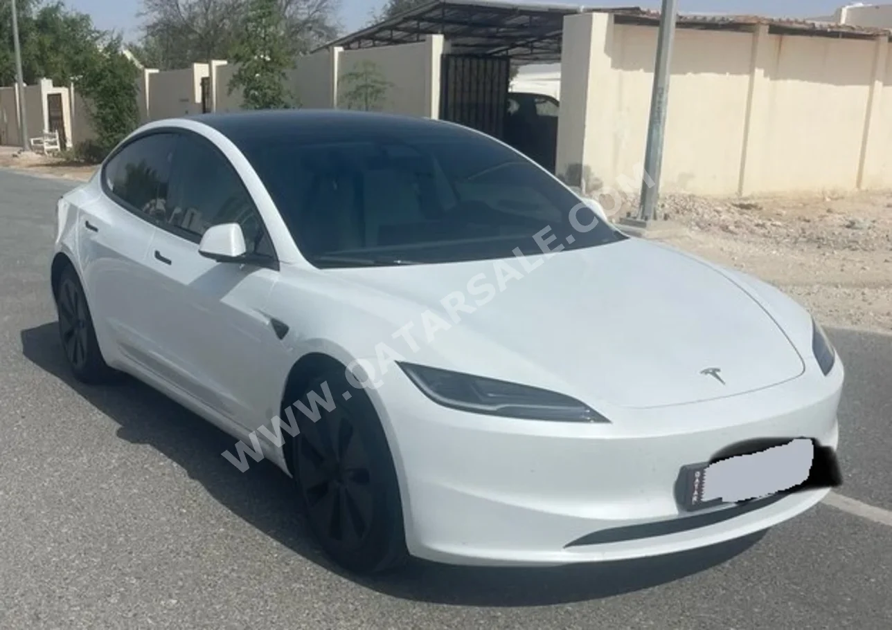 Tesla  Model 3  2024  Automatic  44,000 Km  0 Cylinder  Rear Wheel Drive (RWD)  Sedan  Pearl  With Warranty