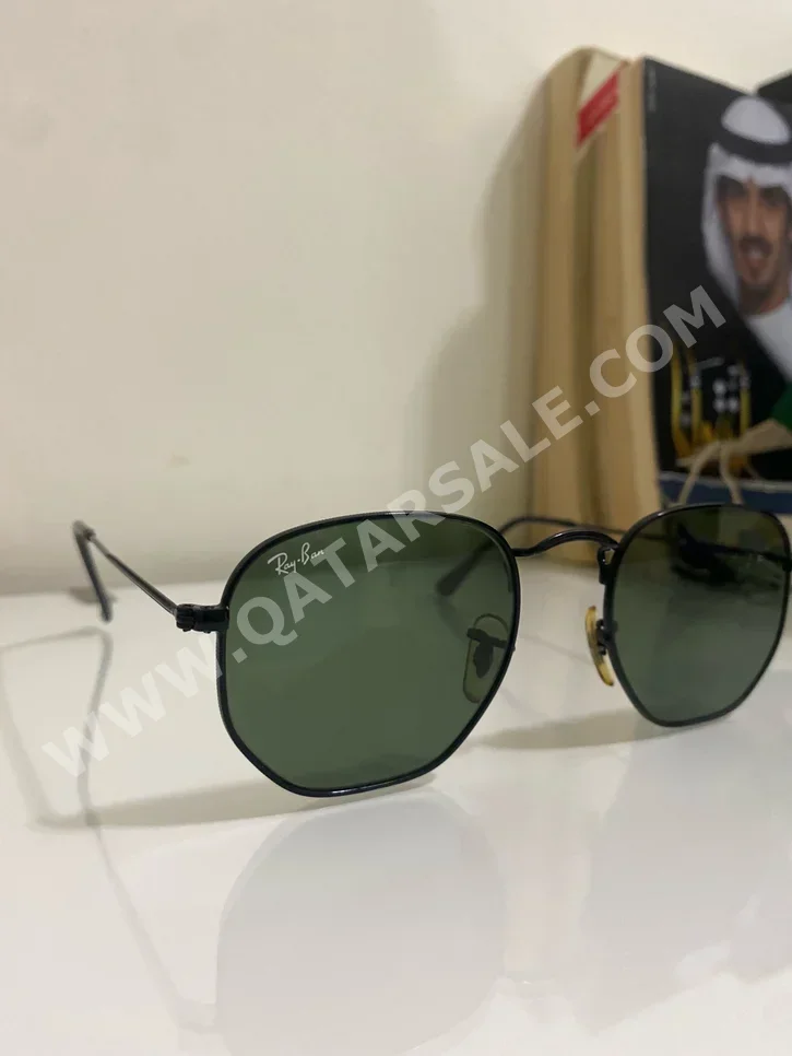 راي بان  نظارة شمسية  أسود  إيطاليا  رجالي