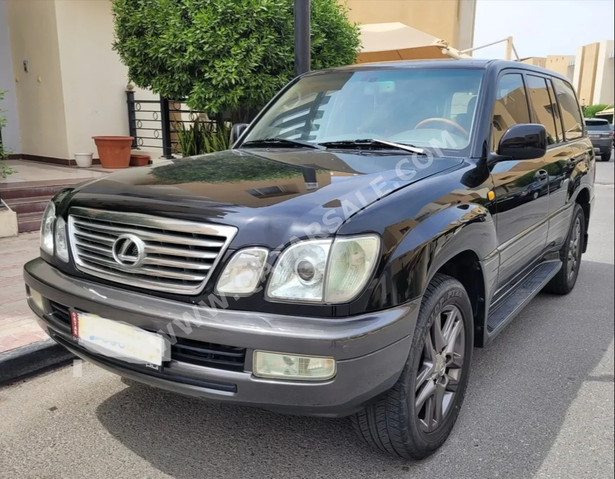 لكزس  ال اكس  470  2006  اوتوماتيك  350,000 كم  8 سلندر  دفع رباعي  اس يو في  أسود