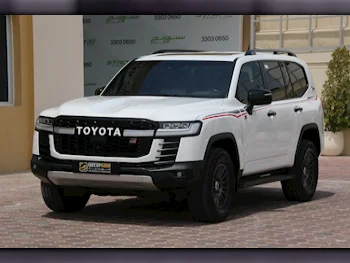 Toyota  Land Cruiser  GR Sport Twin Turbo  2022  Automatic  78,000 Km  6 Cylinder  Four Wheel Drive (4WD)  SUV  White  With Warranty