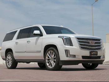 Cadillac  Escalade  2019  Automatic  100,000 Km  8 Cylinder  Four Wheel Drive (4WD)  SUV  White