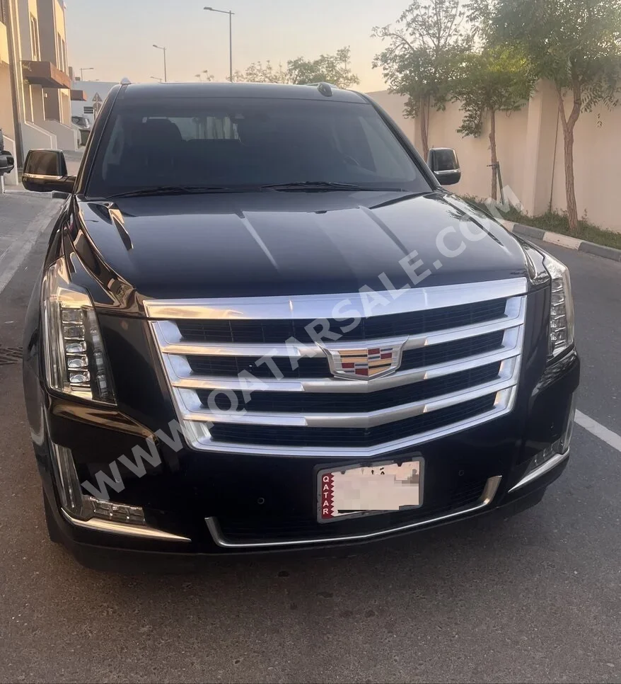 Cadillac  Escalade  ESV  2019  Automatic  140,000 Km  8 Cylinder  Four Wheel Drive (4WD)  SUV  Black