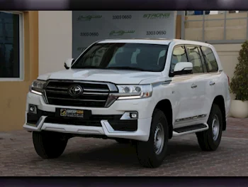 Toyota  Land Cruiser  VXR- Grand Touring S  2020  Automatic  245,000 Km  8 Cylinder  Four Wheel Drive (4WD)  SUV  White