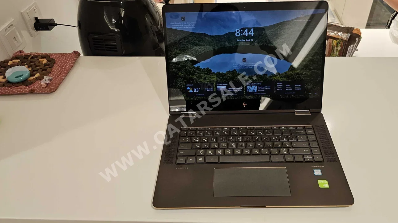 Laptops HP  - Spectre  2016  - Gold  - Windows 11  - Intel  - Core i7  -Memory (Ram): 16 GB