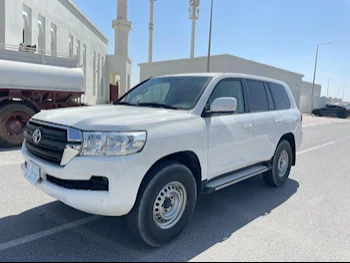 Toyota  Land Cruiser  GX  2020  Automatic  104,000 Km  6 Cylinder  Four Wheel Drive (4WD)  SUV  White