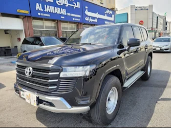 Toyota  Land Cruiser  GX  2022  Automatic  40,000 Km  6 Cylinder  Four Wheel Drive (4WD)  SUV  Black  With Warranty