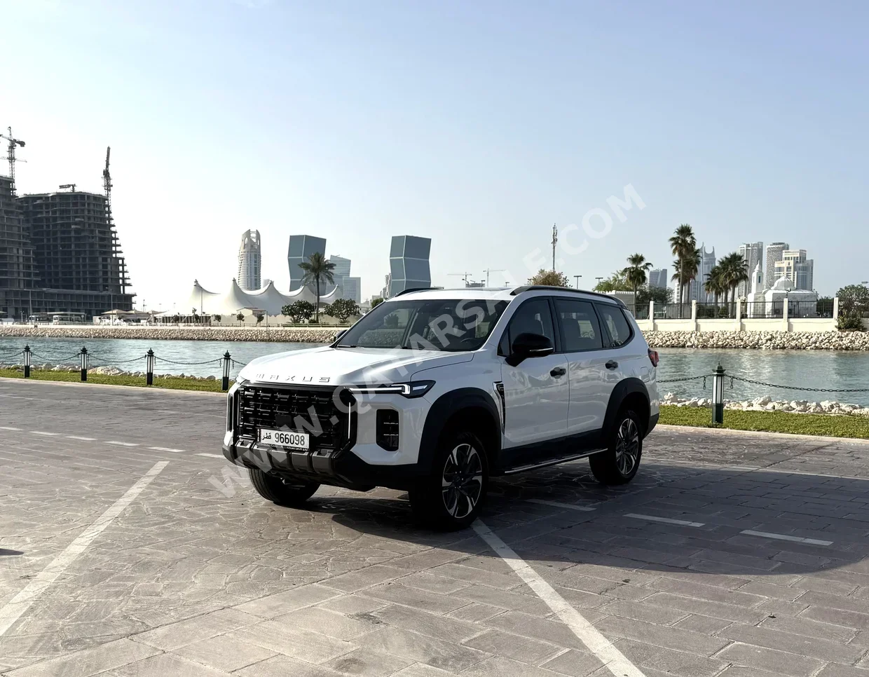 Maxus  D 90  2025  Automatic  300 Km  4 Cylinder  All Wheel Drive (AWD)  SUV  White  With Warranty