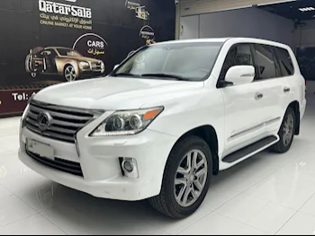 Lexus  LX  570  2013  Automatic  453,000 Km  8 Cylinder  Four Wheel Drive (4WD)  SUV  White