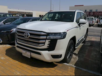 Toyota  Land Cruiser  GXR  2024  Automatic  0 Km  6 Cylinder  Four Wheel Drive (4WD)  SUV  White  With Warranty