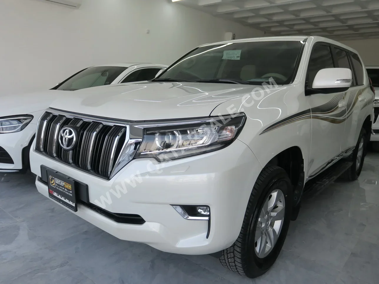 Toyota  Prado  2020  Automatic  37,000 Km  6 Cylinder  Four Wheel Drive (4WD)  SUV  White