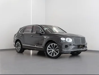 Bentley  Bentayga  Azure  2023  Automatic  4,400 Km  8 Cylinder  All Wheel Drive (AWD)  SUV  Gray  With Warranty