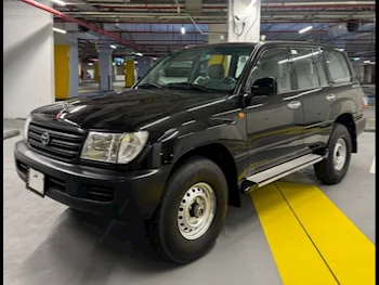Toyota  Land Cruiser  G  2005  Automatic  284,000 Km  6 Cylinder  Rear Wheel Drive (RWD)  SUV  Black