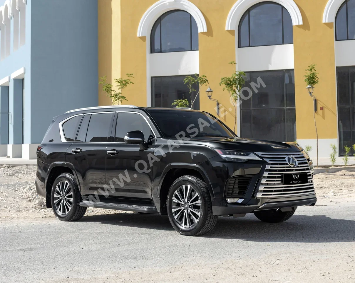 Lexus  LX  600  2024  Automatic  11,000 Km  6 Cylinder  Four Wheel Drive (4WD)  SUV  Black  With Warranty