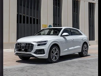 اودي  كيو 8  TFSI Quattro  2022  اوتوماتيك  41,000 كم  6 سلندر  دفع رباعي  اس يو في  أبيض