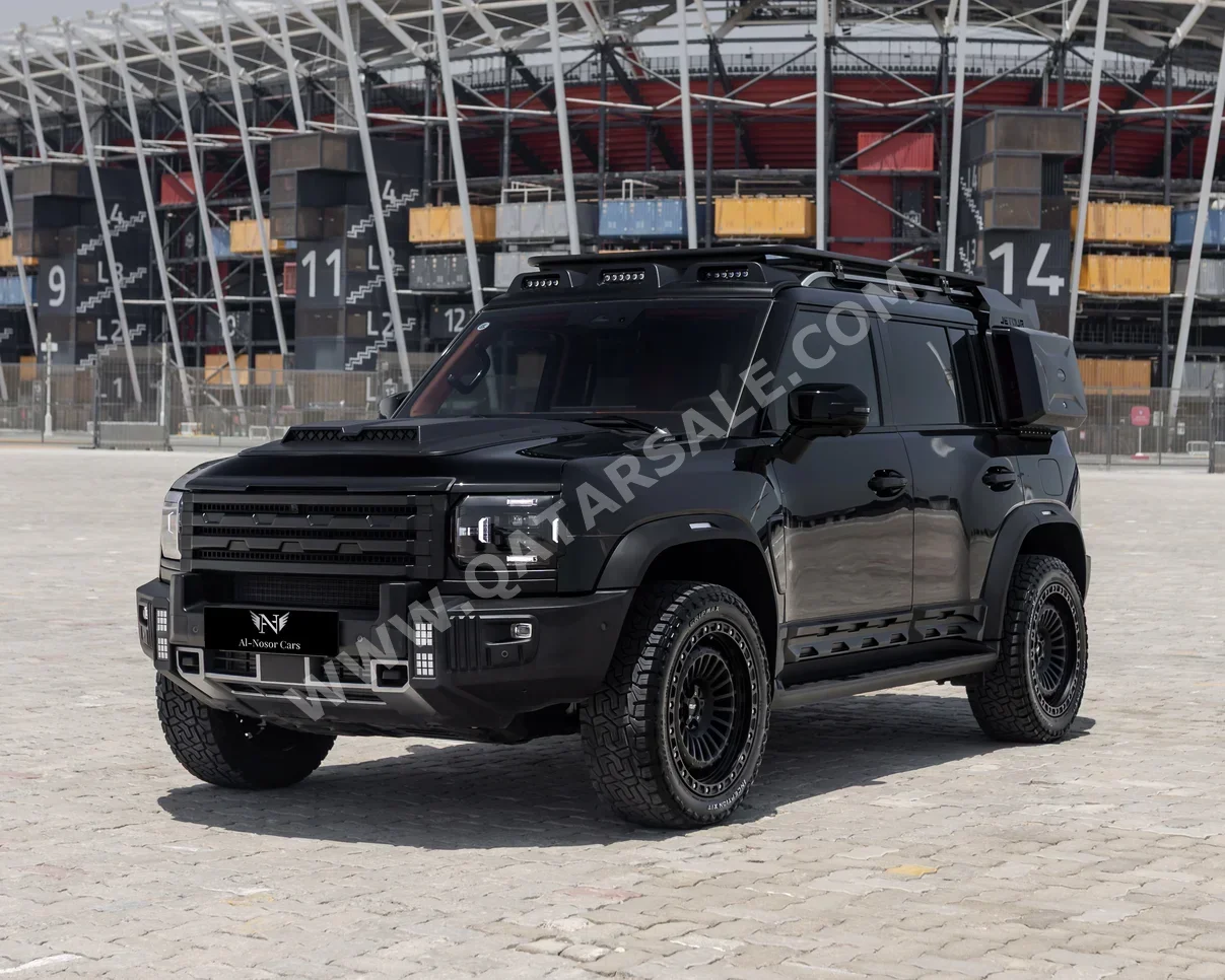 Jetour  T2  Luxury Plus  2024  Automatic  12,000 Km  4 Cylinder  Four Wheel Drive (4WD)  SUV  Black  With Warranty