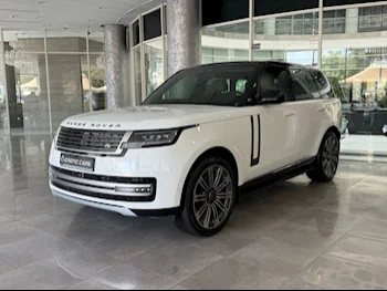 Land Rover  Range Rover  Vogue HSE  2024  Automatic  12,000 Km  8 Cylinder  Four Wheel Drive (4WD)  SUV  White  With Warranty