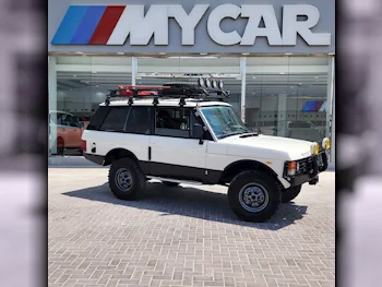 Land Rover  Range Rover  1985  Manual  249,000 Km  8 Cylinder  Rear Wheel Drive (RWD)  Classic  White