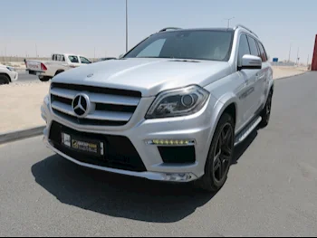 Mercedes-Benz  GL  500  2016  Automatic  129,000 Km  8 Cylinder  Four Wheel Drive (4WD)  SUV  Silver