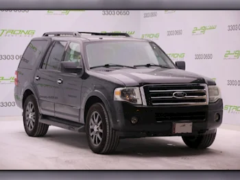 Ford  Expedition  2012  Automatic  170,000 Km  8 Cylinder  Four Wheel Drive (4WD)  SUV  Black