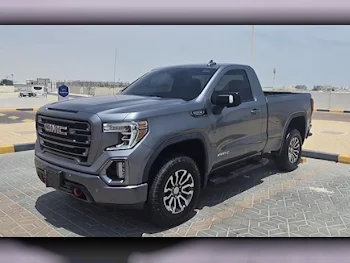 GMC  Sierra  AT4  2021  Automatic  22,000 Km  8 Cylinder  Four Wheel Drive (4WD)  Pick Up  Dark Gray  With Warranty