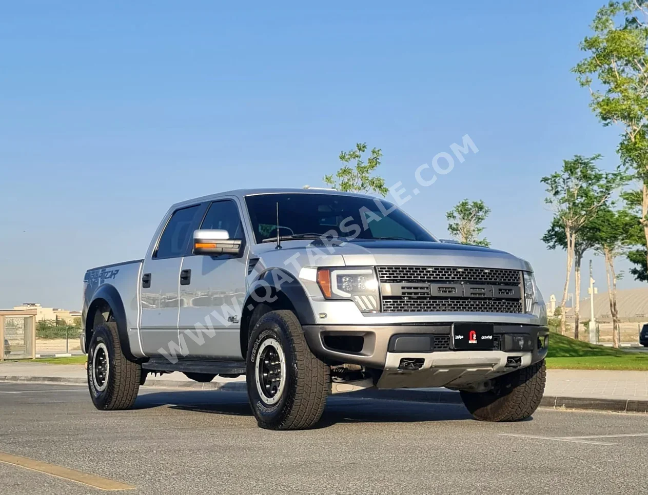 Ford  Raptor  2014  Automatic  199,000 Km  6 Cylinder  Four Wheel Drive (4WD)  Pick Up  Silver