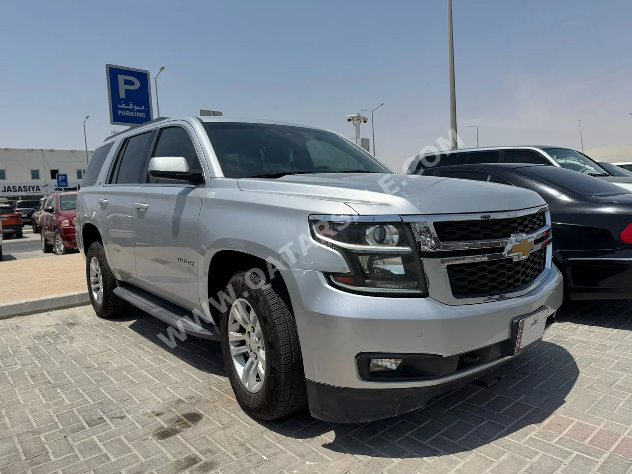 Chevrolet  Tahoe  LS  2015  Automatic  209,000 Km  8 Cylinder  Rear Wheel Drive (RWD)  SUV  Silver