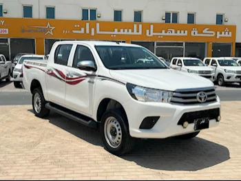 Toyota  Hilux  2019  Automatic  107,000 Km  4 Cylinder  Four Wheel Drive (4WD)  Pick Up  White