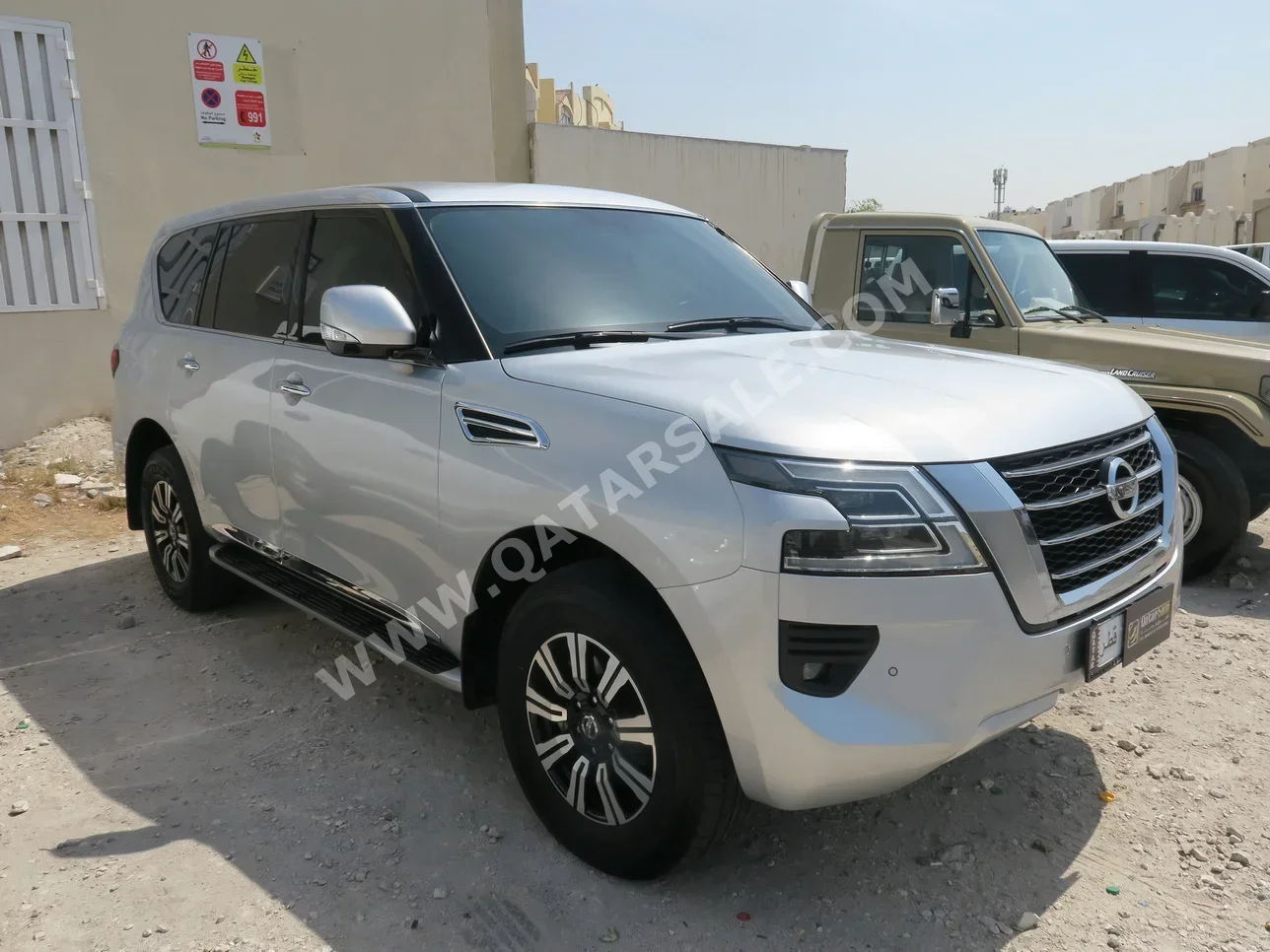 Nissan  Patrol  SE  2020  Automatic  131,000 Km  8 Cylinder  Four Wheel Drive (4WD)  SUV  Silver
