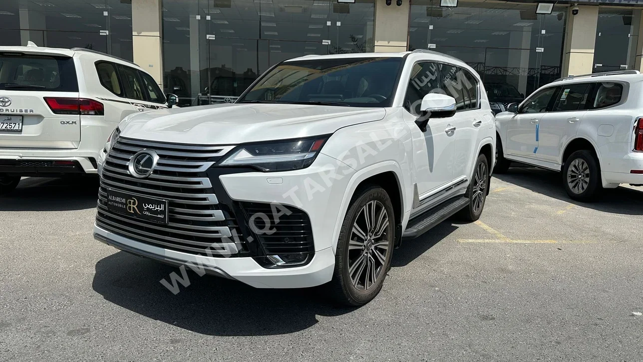  Lexus  LX  600 Luxury  2023  Automatic  16,000 Km  6 Cylinder  Four Wheel Drive (4WD)  SUV  White  With Warranty