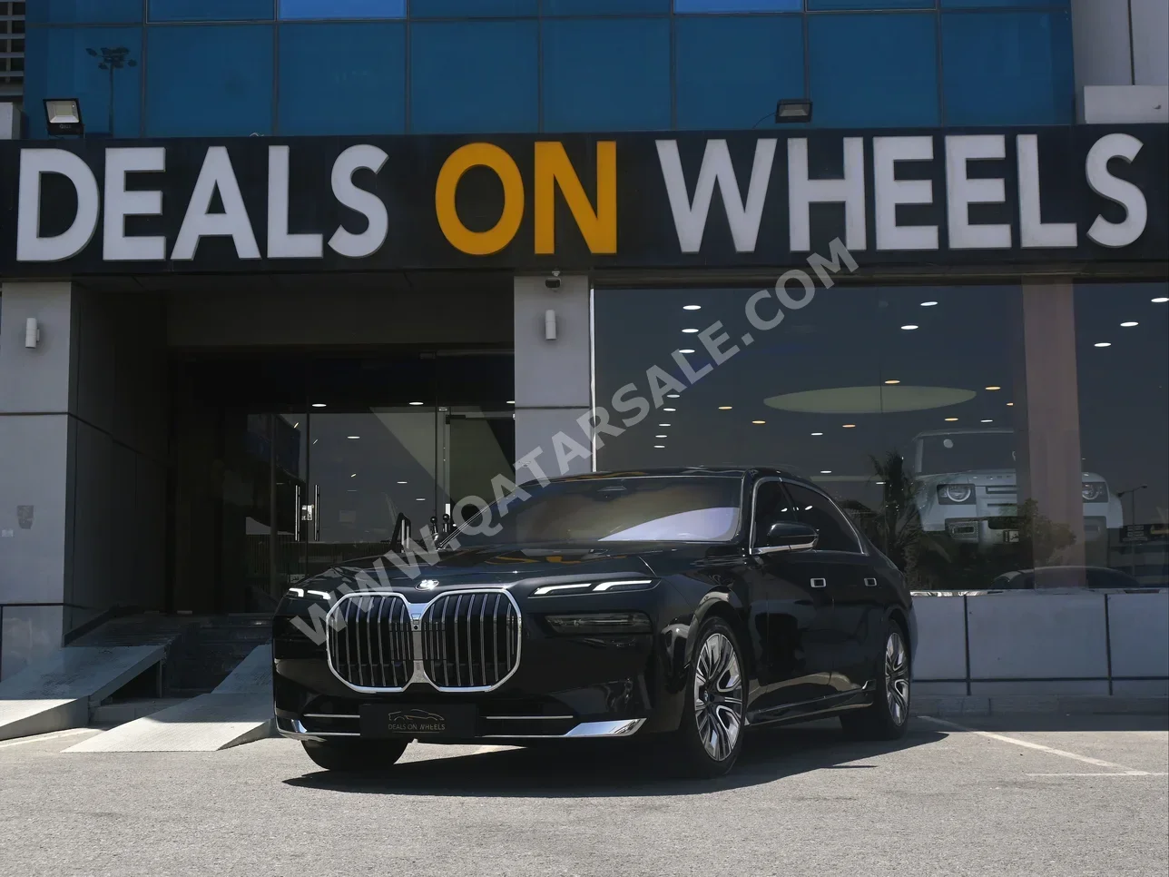 BMW  7-Series  735 i  2023  Automatic  20,000 Km  6 Cylinder  Rear Wheel Drive (RWD)  Sedan  Black  With Warranty