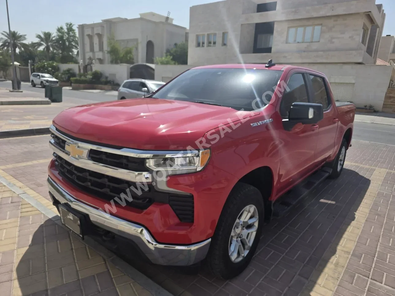 Chevrolet  Silverado  LT  2022  Automatic  28,000 Km  8 Cylinder  Four Wheel Drive (4WD)  Pick Up  Red