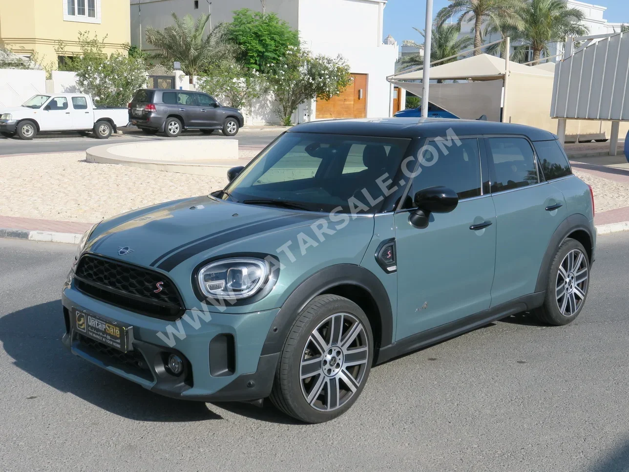  Mini  Cooper  CountryMan  2021  Automatic  11,000 Km  4 Cylinder  Rear Wheel Drive (RWD)  Hatchback  Forest Green  With Warranty