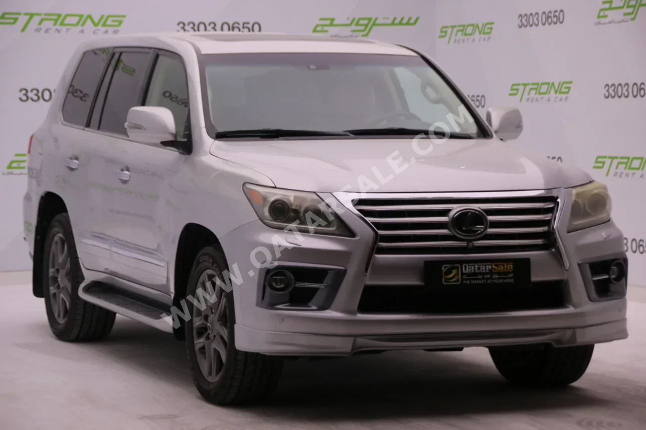 Lexus  LX  570  2009  Automatic  476,000 Km  8 Cylinder  Four Wheel Drive (4WD)  SUV  Silver