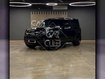 Land Rover  Defender  90 HSE  2022  Automatic  122,000 Km  6 Cylinder  Four Wheel Drive (4WD)  SUV  Black