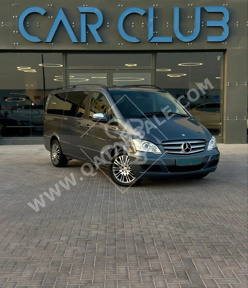 Mercedes-Benz  Viano  2015  Automatic  74,000 Km  6 Cylinder  Rear Wheel Drive (RWD)  Van / Bus  Gray