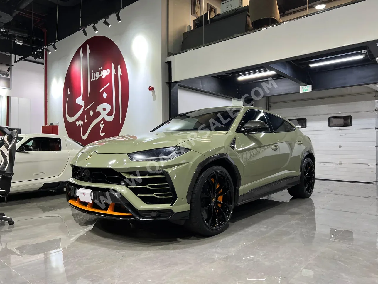 Lamborghini  Urus  2021  Automatic  44,000 Km  8 Cylinder  Four Wheel Drive (4WD)  SUV  Green  With Warranty